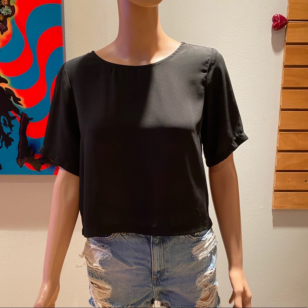 *Forever 21* Black Top